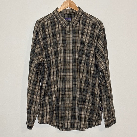 Patagonia Other - Patagonia Men's Long-Sleeved Organic Cotton Plaid Green and Gold Shirt Size XL